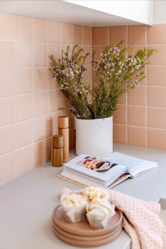 Installation and Maintenance Tips for Kitchen Splashbacks