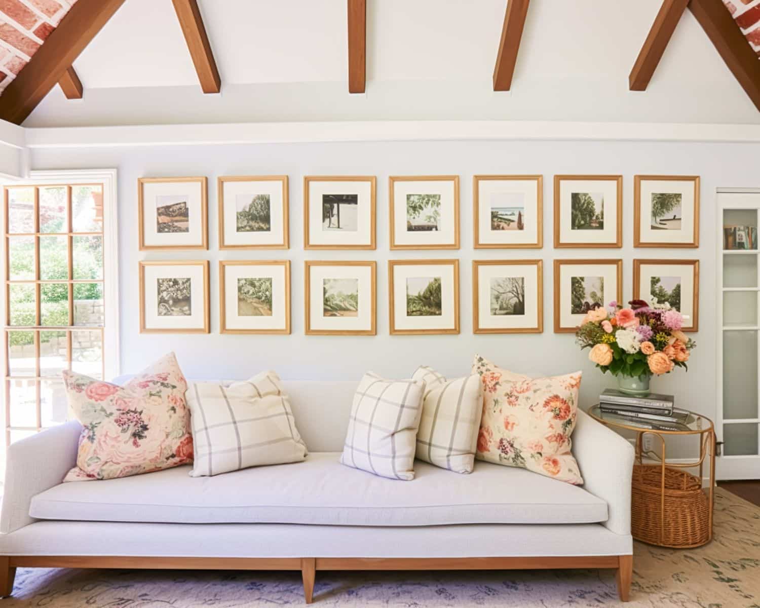 diy photo gallery wall